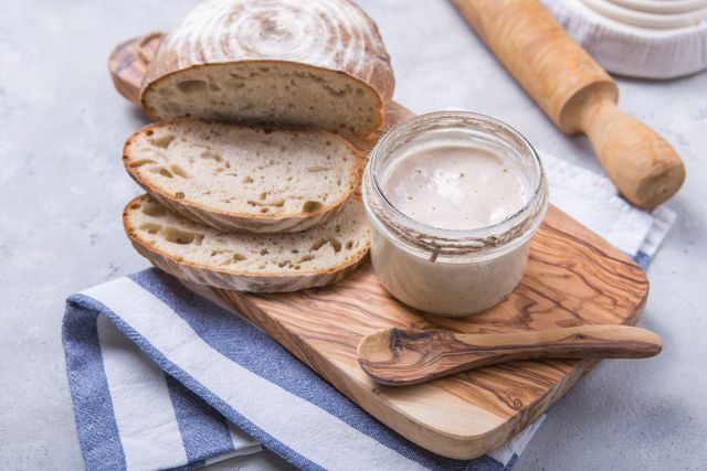 Przepis na chleb na zakwasie: jak upiec smaczne pieczywo?